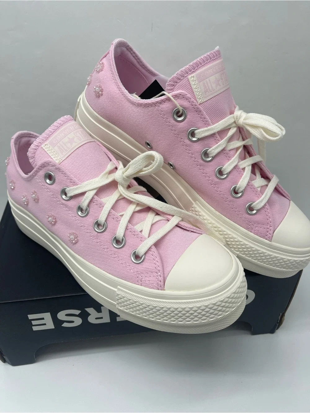 Converse CTAS LIFT OX NEW FOUND BLOOM/EGRET/EGRET Platform Sneakers A16108C
